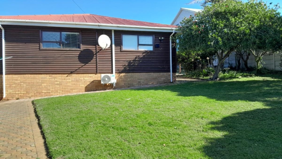 3 Bedroom Property for Sale in Dana Bay Western Cape